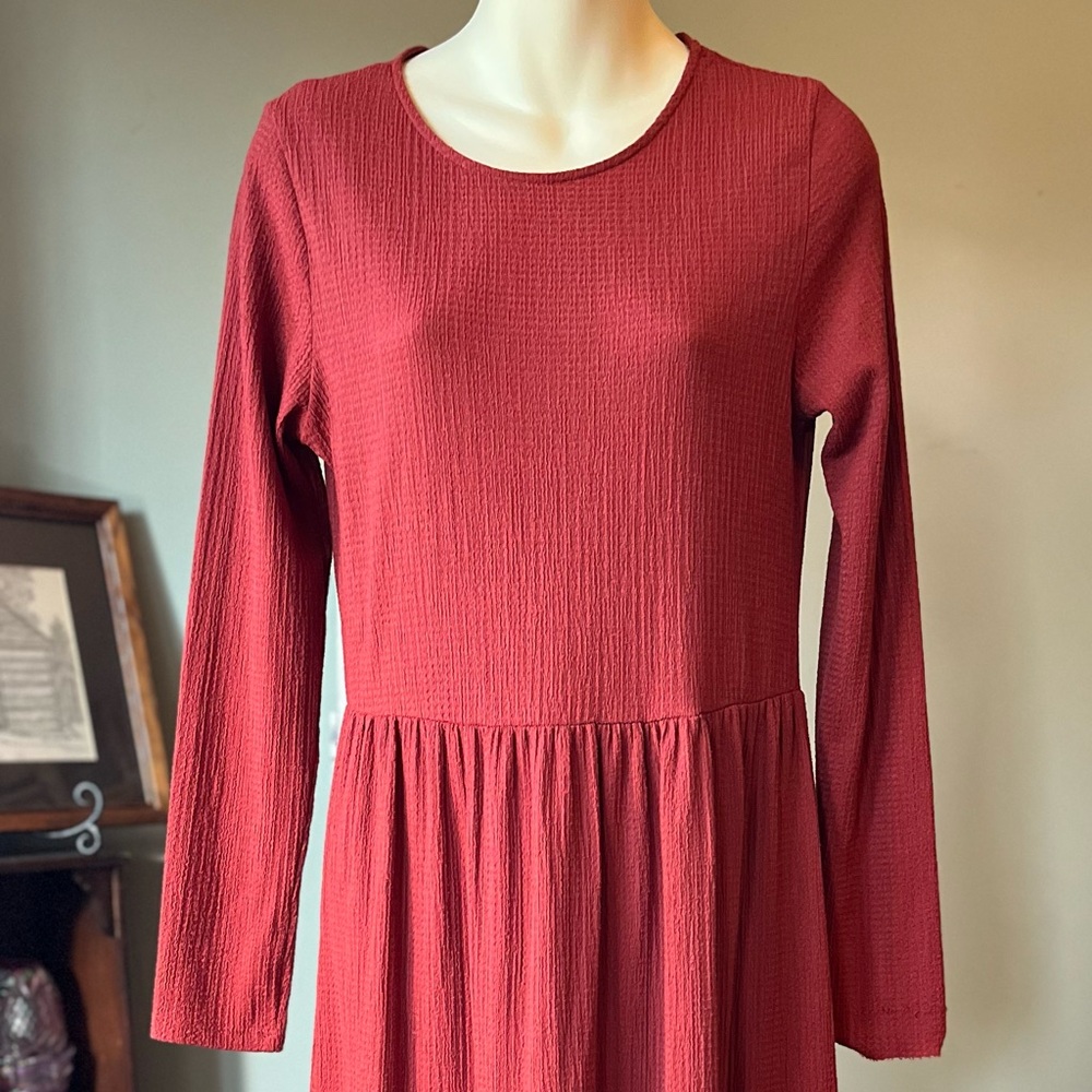 LUSH BURNT ORANGE TIERED DRESS SIZE MEDIUM FALL DRESS WAFFLE PRINT